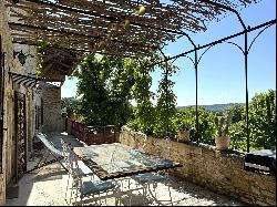 Charm, space and tranquillity 15 minutes from Uzès