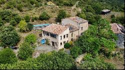 RARE ! 180 ha property in one piece, in absolute peace and quiet, house, gites, large she