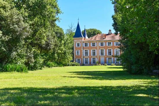 EXCLUSIVITY Neoclassical Chateau in the Land of Moliere