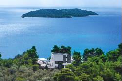 Beachfront Luxury in Skiathos