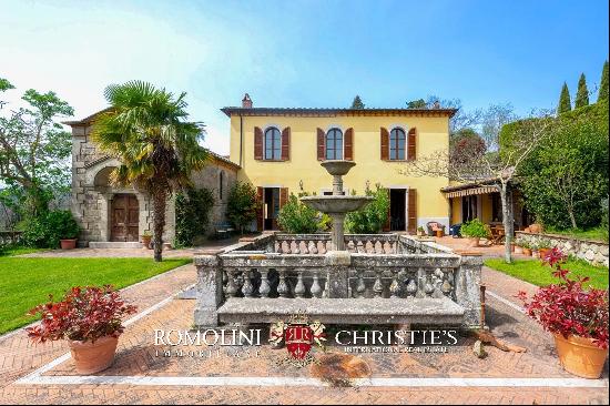 VILLA WITH PRIVATE SPRING FOR SALE IN TUSCANY