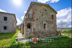 STONE HAMLET TO BE RESTORED FOR SALE IN CITTÀ DI CASTELLO, UMBRIA