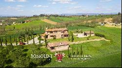 COUNTRY HOUSE WITH GARDEN FOR SALE IN TUSCANY, FOIANO DELLA CHIANA