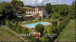 BOUTIQUE HOTEL FOR SALE IN SAN GIMIGNANO, TUSCANY