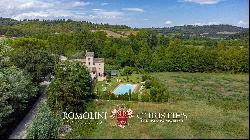 BOUTIQUE HOTEL FOR SALE IN SAN GIMIGNANO, TUSCANY