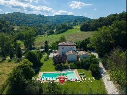 RECENTLY RENOVATED LUXURY VILLA FOR SALE IN TODI, UMBRIA