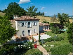 RECENTLY RENOVATED LUXURY VILLA FOR SALE IN TODI, UMBRIA