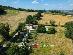 RECENTLY RENOVATED LUXURY VILLA FOR SALE IN TODI, UMBRIA