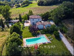 RECENTLY RENOVATED LUXURY VILLA FOR SALE IN TODI, UMBRIA