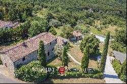 RESTORED FARMHOUSE FOR SALE IN CITTÀ DI CASTELLO, UMBRIA