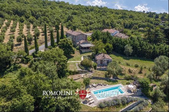 RESTORED FARMHOUSE FOR SALE IN CITTa DI CASTELLO, UMBRIA