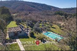 RESTORED FARMHOUSE FOR SALE IN CITTÀ DI CASTELLO, UMBRIA