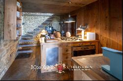 LUXURY ESTATE FOR SALE IN VALDARNO, BETWEEN FLORENCE AND AREZZO