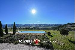 LUXURY VILLA WITH POOL FOR SALE IN VOLTERRA, TUSCANY