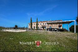 LUXURY VILLA WITH POOL FOR SALE IN VOLTERRA, TUSCANY