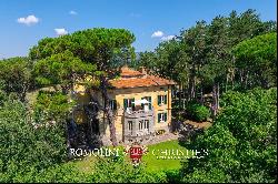 LIBERTY VILLA WITH POOL FOR SALE IN AREZZO, TUSCANY