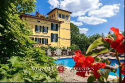 LIBERTY VILLA WITH POOL FOR SALE IN AREZZO, TUSCANY