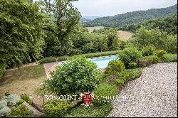 RESTORED COUNTRY HOUSE WITH POOL FOR SALE IN CITTa DI CASTELLO