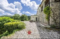 RESTORED COUNTRY HOUSE WITH POOL FOR SALE IN CITTa DI CASTELLO