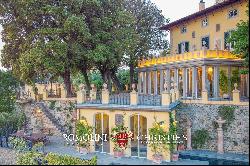 MAJESTIC VILLA WITH POOL FOR SALE IN PISA, TUSCANY