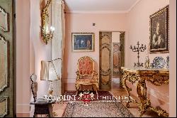 LUXURY APARTMENT FOR SALE IN THE HISTORIC CENTER OF CITTÀ DI CASTELLO