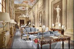 EXCLUSIVE APARTMENT FOR SALE IN PALAZZO PORTINARI SALVIATI,