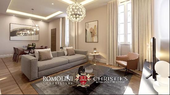 2-BEDROOM LUXURY APARTMENT FOR SALE CLOSE TO PIAZZA DEL DUOMO, FLORENCE