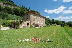 LUXURY VILLA FOR SALE IN ORVIETO, UMBRIA