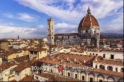 DUOMO VIEW LUXURY APARTMENTS FOR SALE IN PALAZZO PORTINARI SALVIATI