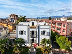 VILLA LIBERTY WITH TERRACE FOR SALE, HISTORIC CENTER OF CITTa DI CASTELLO