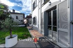 VILLA LIBERTY WITH TERRACE FOR SALE, HISTORIC CENTER OF CITTa DI CASTELLO