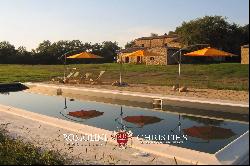 RUSTIC FARMHOUSE FOR SALE IN MAREMMA, TUSCANY