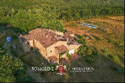 RUSTIC FARMHOUSE FOR SALE IN MAREMMA, TUSCANY