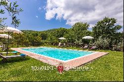 STUNNING ORGANIC ESTATE FOR SALE IN PIENZA, VAL D'ORCIA