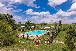 STUNNING ORGANIC ESTATE FOR SALE IN PIENZA, VAL D'ORCIA