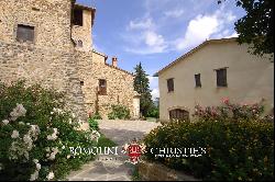 FORMER BENEDICTINE ABBEY FOR SALE IN UMBRIA, PIETRALUNGA