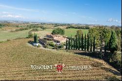 RENOWNED WINE ESTATE FOR SALE IN MONTALCINO, TUSCANY