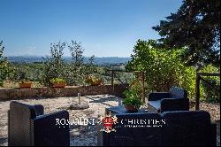 COUNTRY HOUSE FOR SALE IN SAN GIMIGNANO, TUSCANY