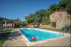 COUNTRY HOUSE WITH POOL FOR SALE IN CITTa DI CASTELLO