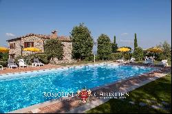 AGRITURISMO FOR SALE IN TORRITA DI SIENA, TUSCANY