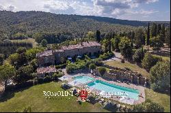 LUXURY BOUTIQUE HOTEL FOR SALE IN SIENA, TUSCANY