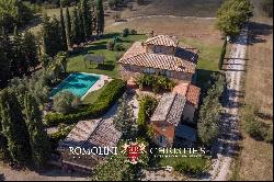 LUXURY BOUTIQUE HOTEL FOR SALE IN SIENA, TUSCANY