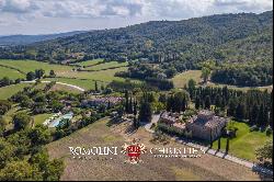 LUXURY BOUTIQUE HOTEL FOR SALE IN SIENA, TUSCANY