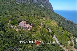 SEA VIEWVILLA WITH GUESTHOUSE FOR SALE, ARGENTARIO