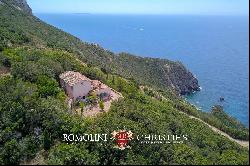 SEA VIEWVILLA WITH GUESTHOUSE FOR SALE, ARGENTARIO