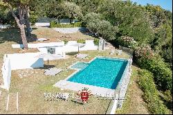 MODERN SEA VIEW VILLA FOR SALE IN PESARO