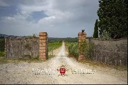 WINE ESTATE WITH 25.8 HA OF VINEYARDS FOR SALE IN CHIANTI CLASSICO, TUSCANY