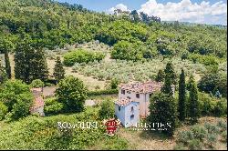 COUNTRY VILLA FOR SALE IN AREZZO, TUSCANY