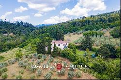 COUNTRY VILLA FOR SALE IN AREZZO, TUSCANY