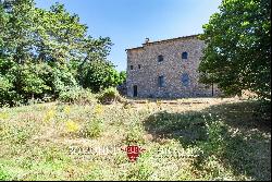 FORMER CONVENT FOR SALE IN SPOLETO, UMBRIA